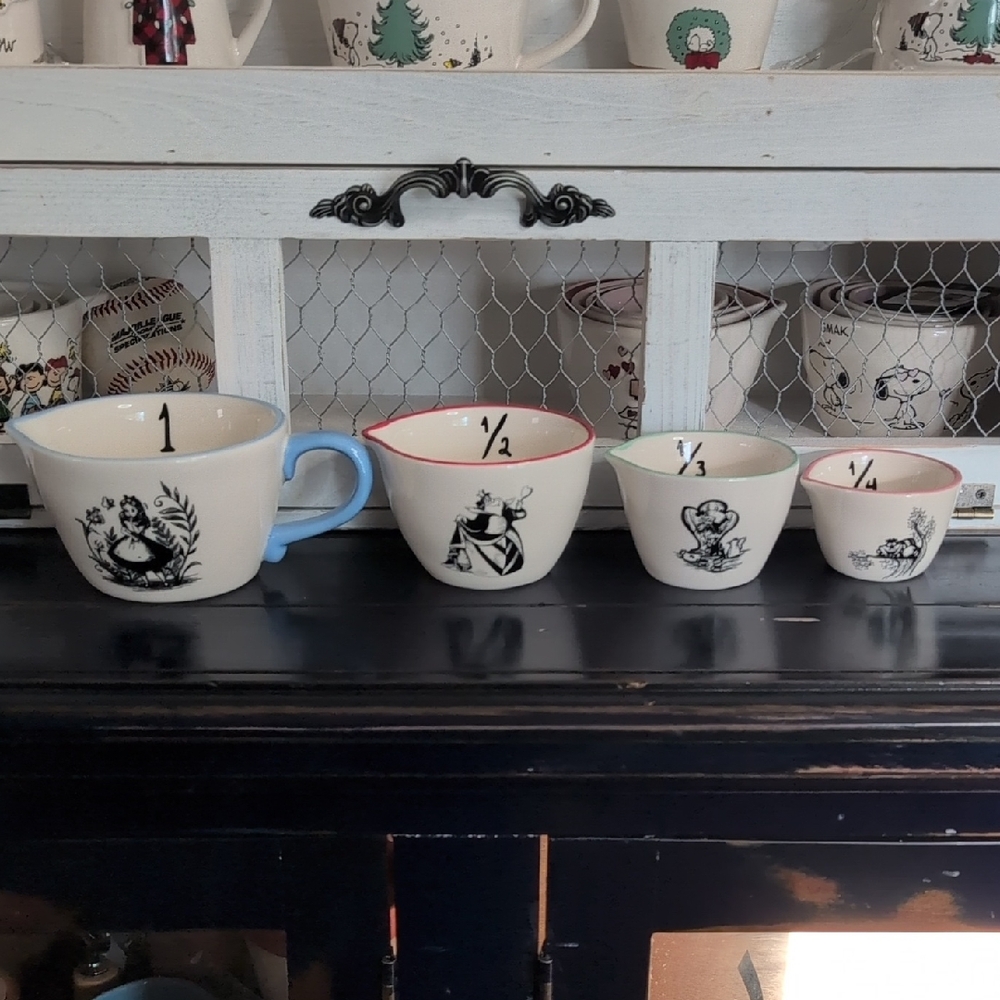 RAE DUNN X DISNEY ALICE IN WONDERLAND MEASURING CUPS